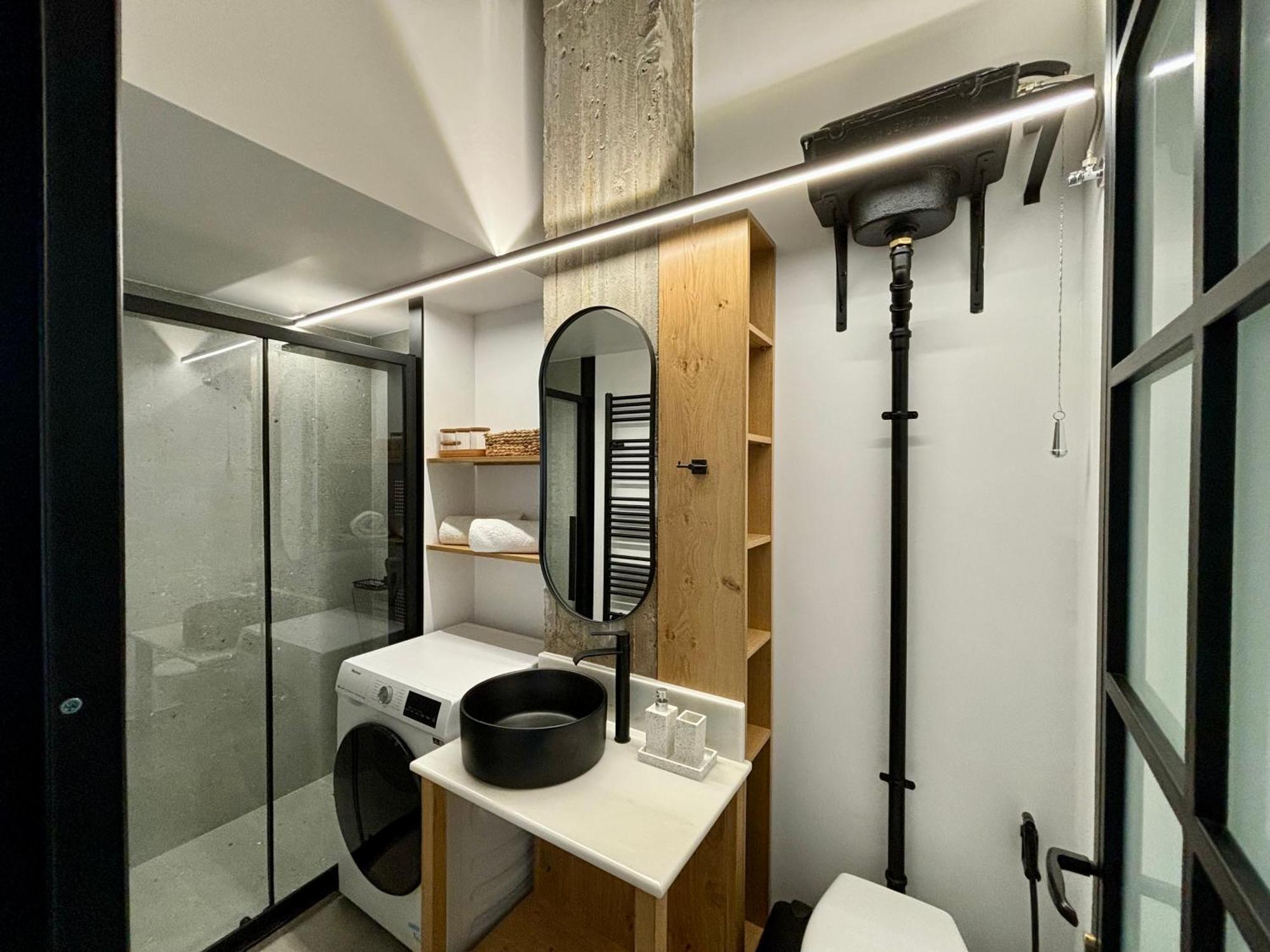 Industrial Loft Comfort Living 伊拉克利翁 外观 照片