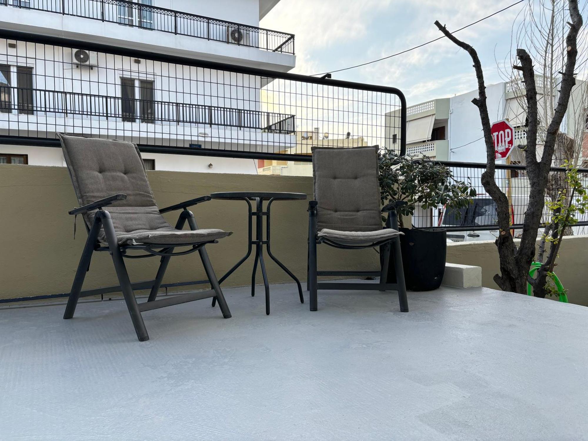 Industrial Loft Comfort Living 伊拉克利翁 外观 照片