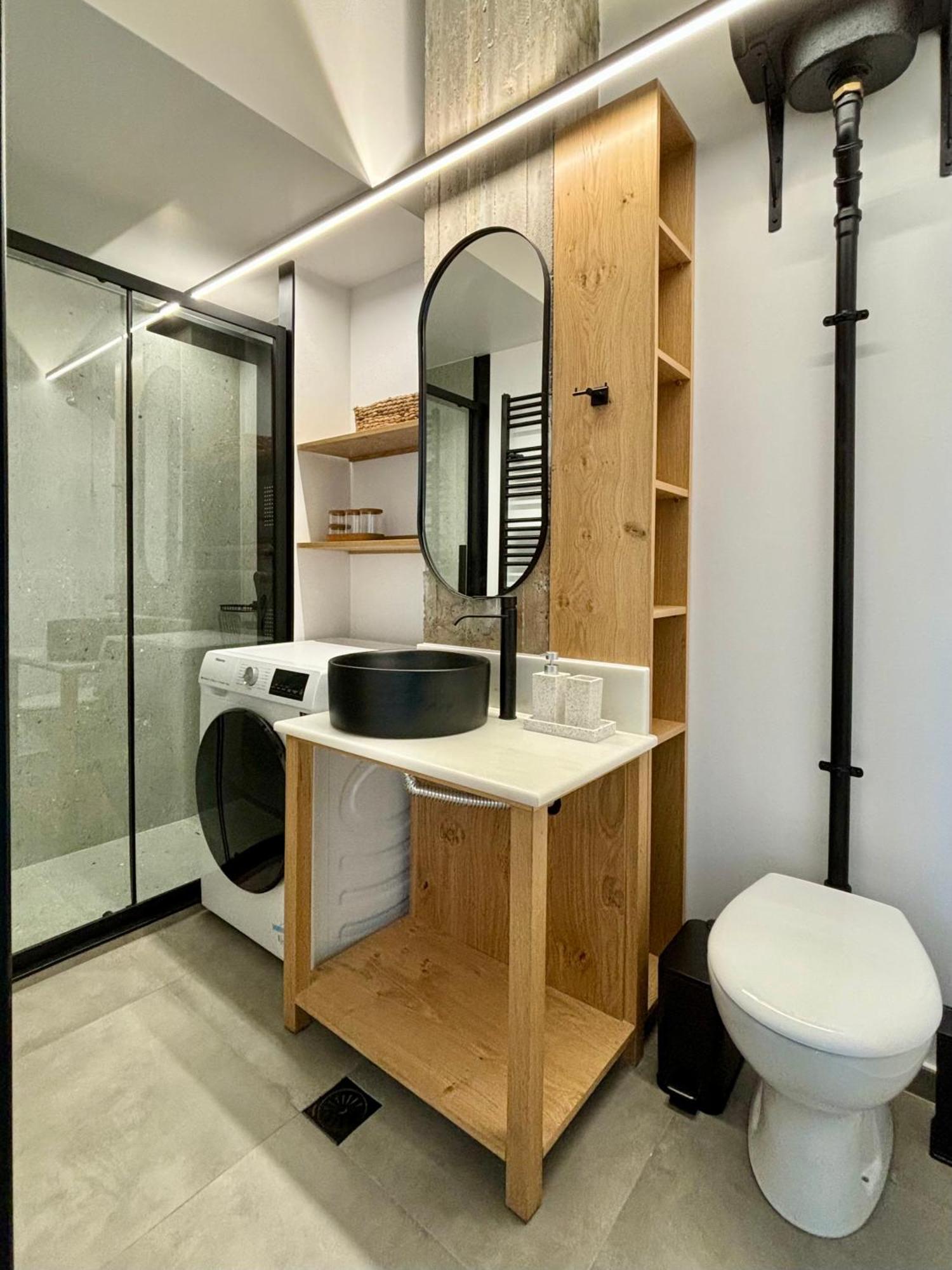 Industrial Loft Comfort Living 伊拉克利翁 外观 照片
